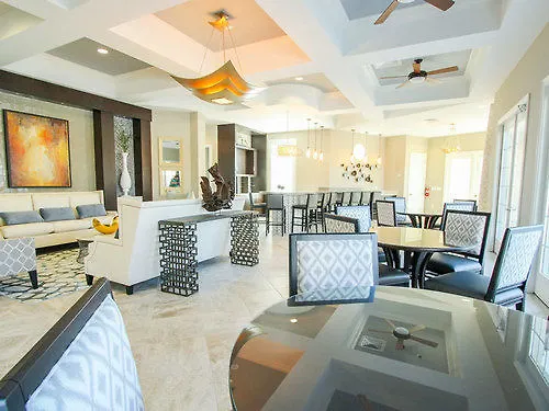 Solterra Resort-Style Pool Homes Davenport 3*,