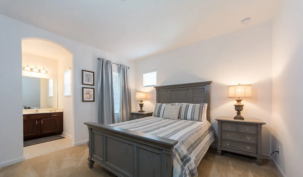 Solterra Resort-Style Pool Homes Davenport Rezort